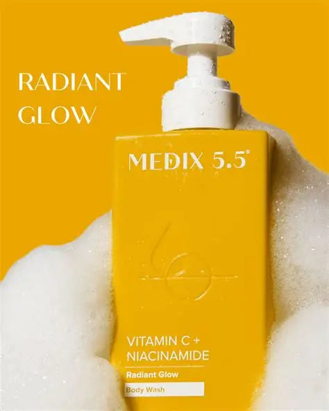 Medix 5.5 Vitamin C + Niacinamide Radiant Glow Body Wash 444ml